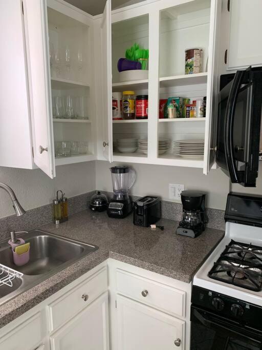 Vegas Fun Spot Apartment Лас Вегас Екстериор снимка