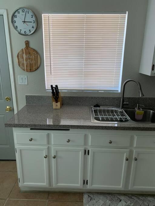 Vegas Fun Spot Apartment Лас Вегас Екстериор снимка